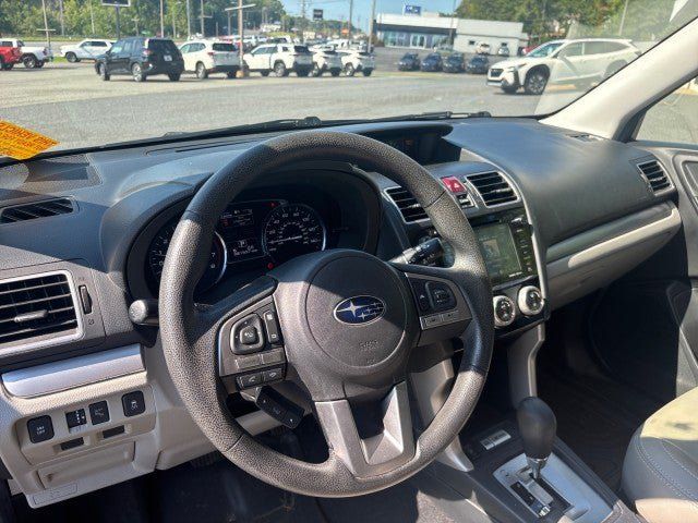 Used 2018 Subaru Forester 2.5i Premium AWD/4WD image 12