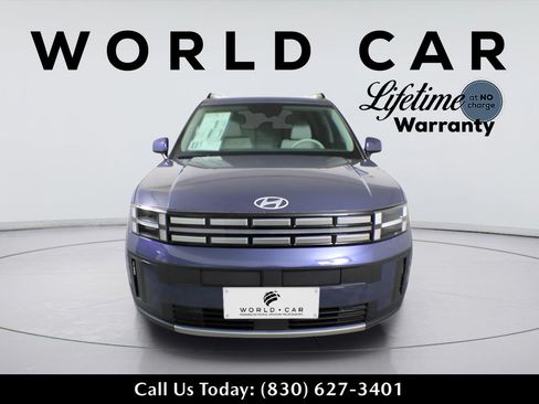 Used 2025 Hyundai Santa Fe SEL FWD image 8