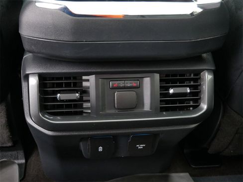 Used 2022 Ford F150 Lariat w/ Equipment Group 502A High image 14