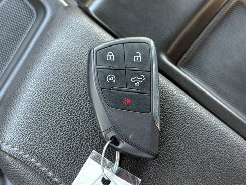 Used 2023 Chevrolet Silverado 1500 LT image 32