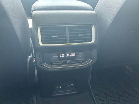 New 2026 Volkswagen Atlas SE FWD image 47