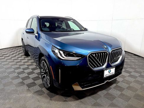 Certified 2025 BMW X3 xDrive30i w/ Convenience Package image 2