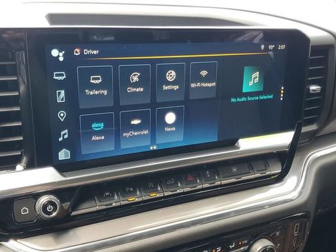 Certified 2023 Chevrolet Silverado 1500 High Country w/ Technology Package image 22