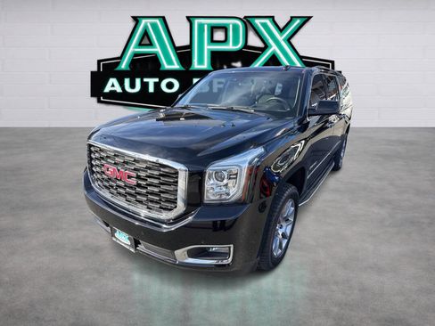 Used 2020 GMC Yukon XL Denali RWD image 1