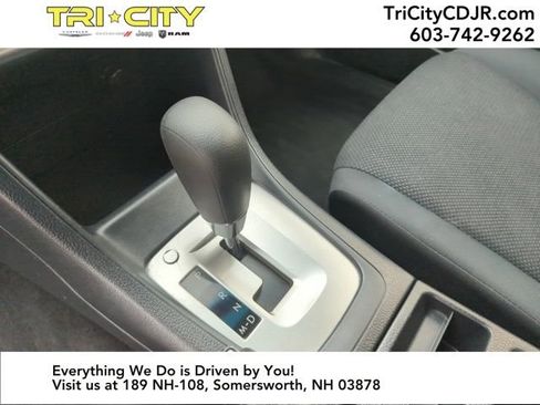 Used 2016 Subaru Impreza 2.0i Premium image 30