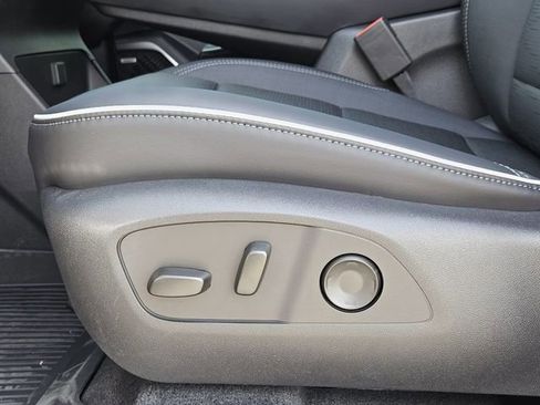 New 2026 Buick Enclave Sport Touring w/ Power Package image 17