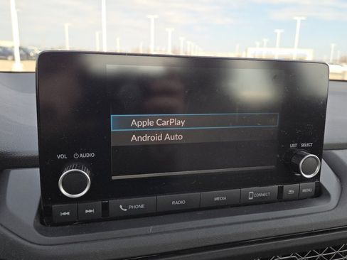 Used 2023 Honda Accord EX image 4