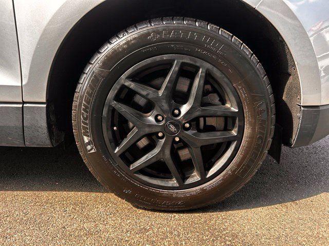 Used 2024 Ford Edge SEL AWD/4WD image 32