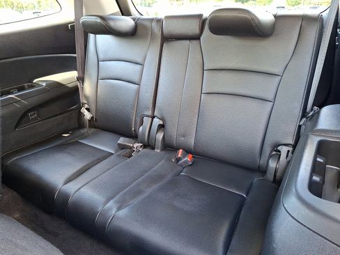 Used 2021 Honda Pilot EX-L image 11