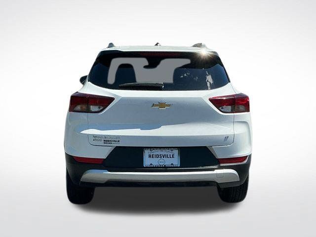Used 2025 Chevrolet TrailBlazer LT AWD/4WD image 7