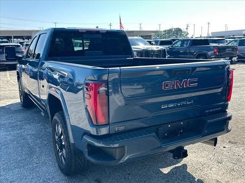 Used 2024 GMC Sierra 2500 Denali w/ Technology Package AWD/4WD image 8