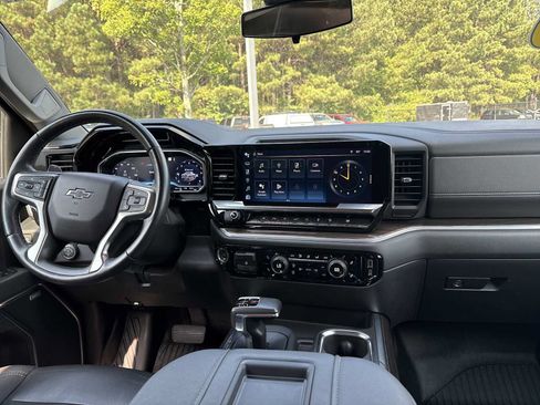 Used 2022 Chevrolet Silverado 1500 RST w/ RST All Star Premium Package AWD/4WD image 3