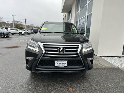 Used 2018 Lexus GX 460 w/ Navigation Package image 4