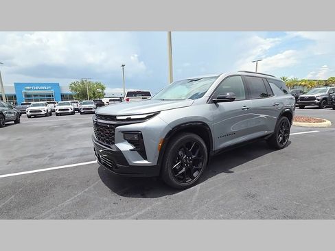 New 2026 Chevrolet Traverse RS w/ LPO, Floor Liner Package AWD/4WD image 26