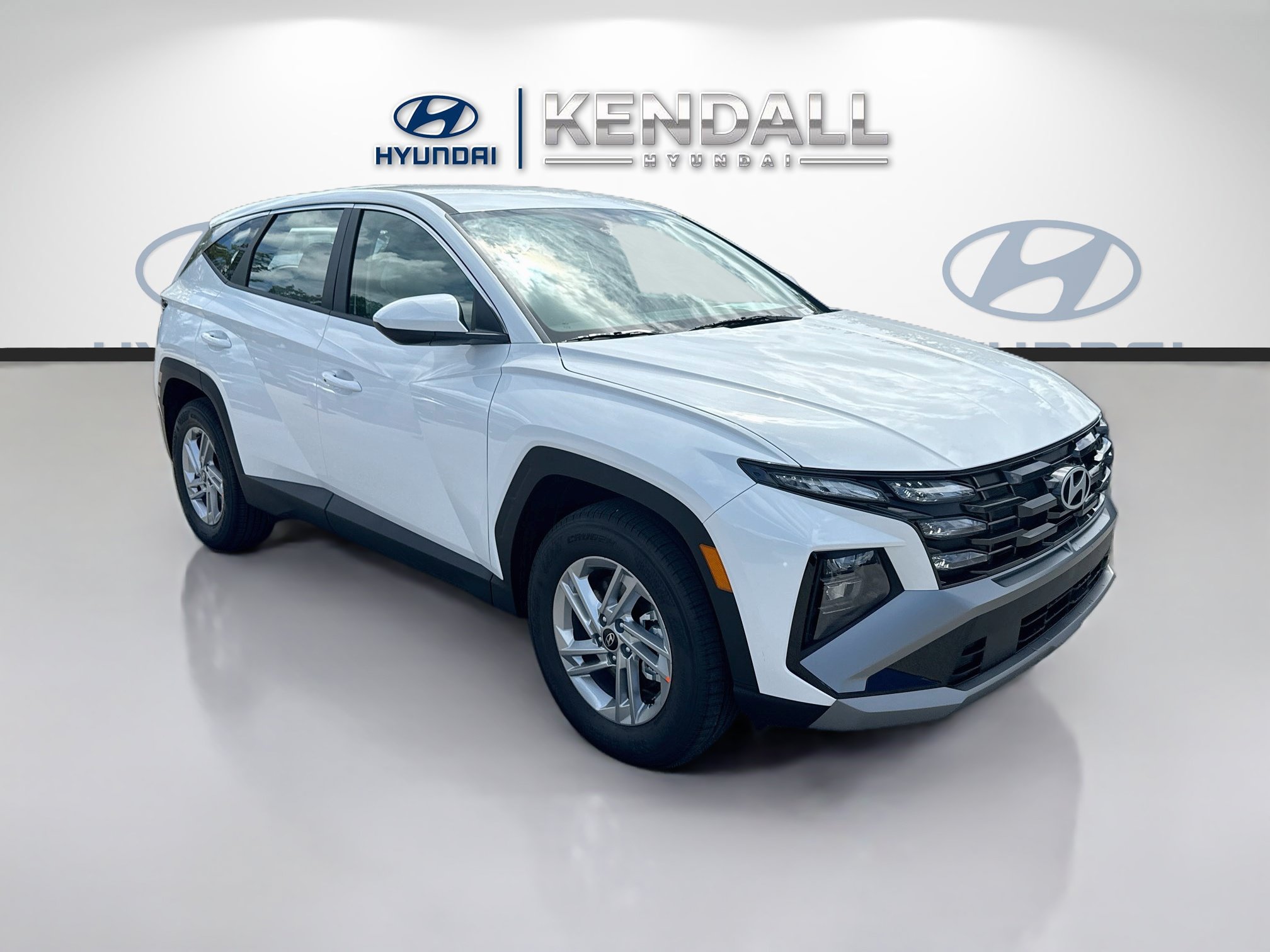 New 2026 Hyundai Tucson SE FWD image 1