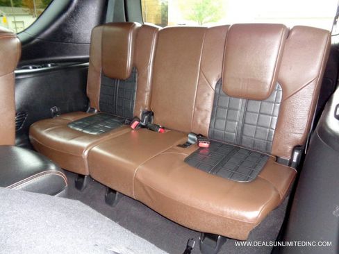 Used 2019 Nissan Armada Platinum w/ Captain's Chairs Package AWD/4WD image 26