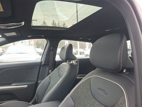 New 2025 Kia K4 GT-Line w/ GT-Line Sunroof Package image 10