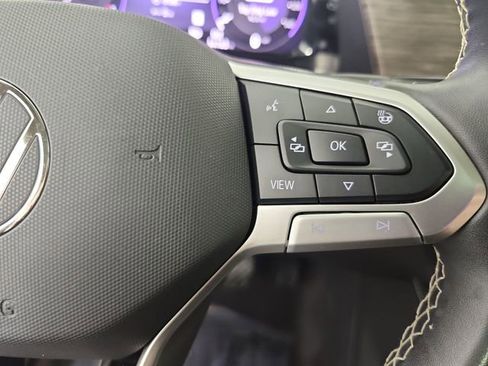 Used 2024 Volkswagen Atlas SEL image 13