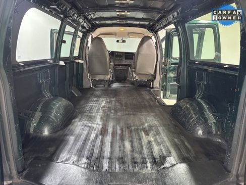 Used 2015 Chevrolet Express 2500 Work Van image 21
