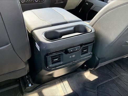 Used 2026 Chevrolet Silverado 2500 ZR2 AWD/4WD image 29