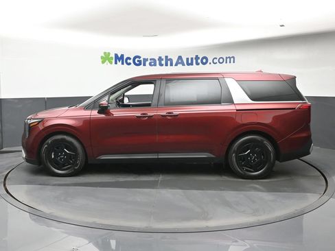 Used 2026 Kia Carnival FWD image 24