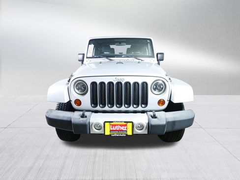 Used 2011 Jeep Wrangler Sahara w/ Dual Top Group AWD/4WD image 2