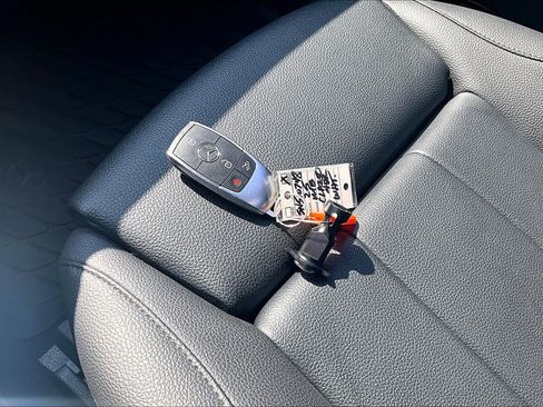Used 2025 Mercedes-Benz CLA 250 4MATIC image 15