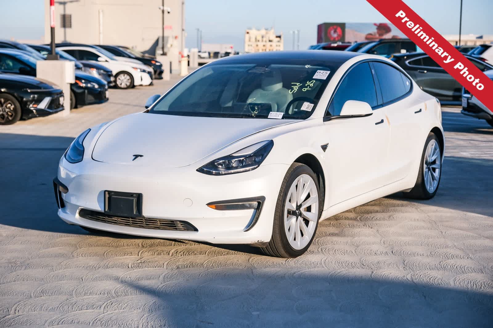 Used 2022 Tesla Model 3 RWD image 1