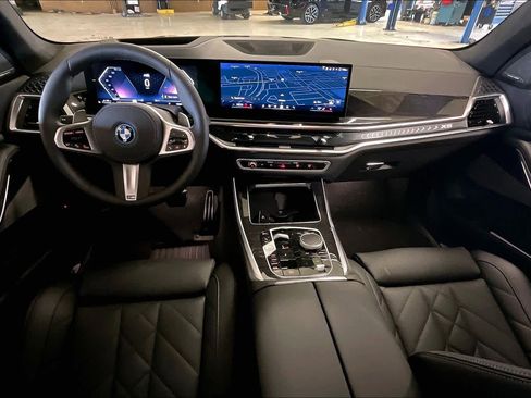 New 2026 BMW X5 xDrive50e w/ M Sport Package image 5