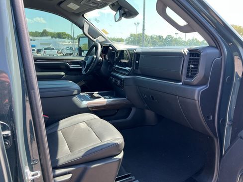 Used 2026 Chevrolet Silverado 2500 LT w/ Trail Boss Package AWD/4WD image 12