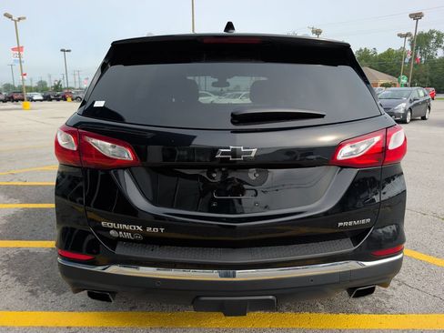 Used 2020 Chevrolet Equinox Premier FWD image 6