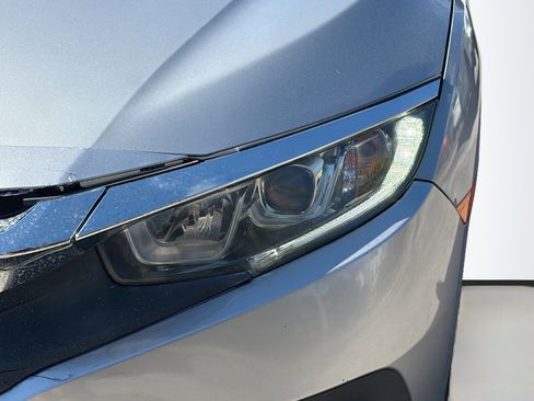 Used 2016 Honda Civic EX-L image 9