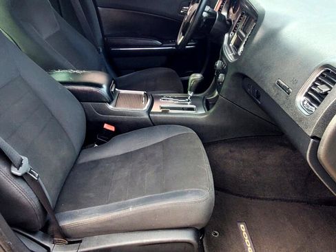 Used 2011 Dodge Charger SE image 13