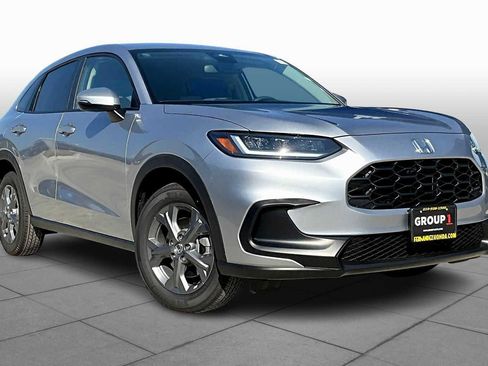 New 2026 Honda HR-V LX image 2