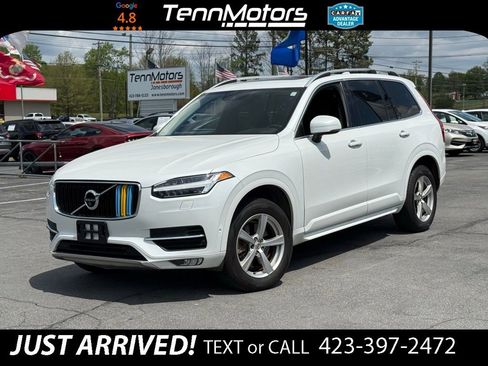Used 2018 Volvo XC90 T5 Momentum image 1