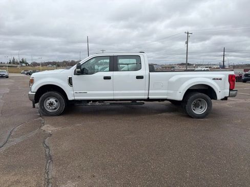 Used 2022 Ford F350 XL w/ Power Equipment Group image 4