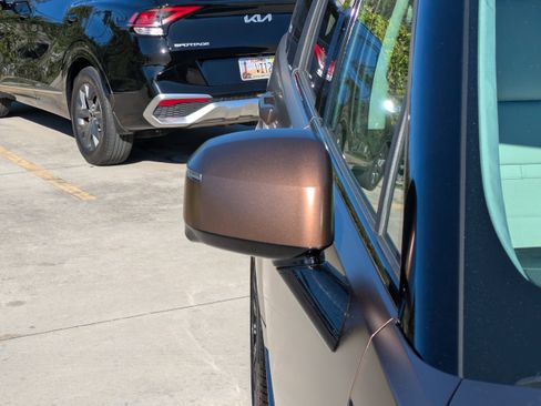 Certified 2025 Hyundai Santa Fe Calligraphy image 8