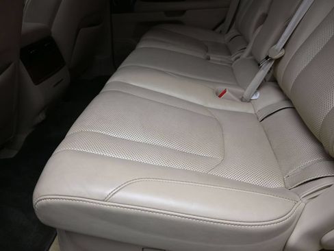 Used 2017 Lexus LX 570 4WD image 17