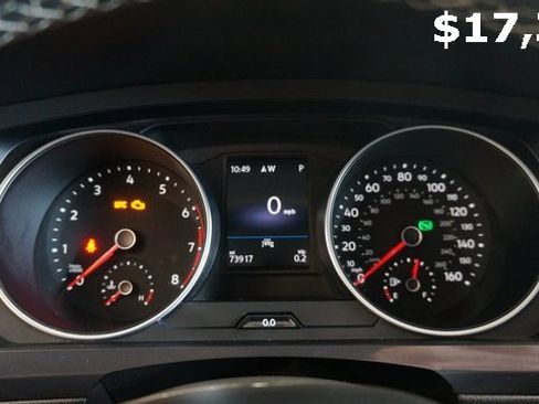 Certified 2021 Volkswagen Tiguan SE image 13