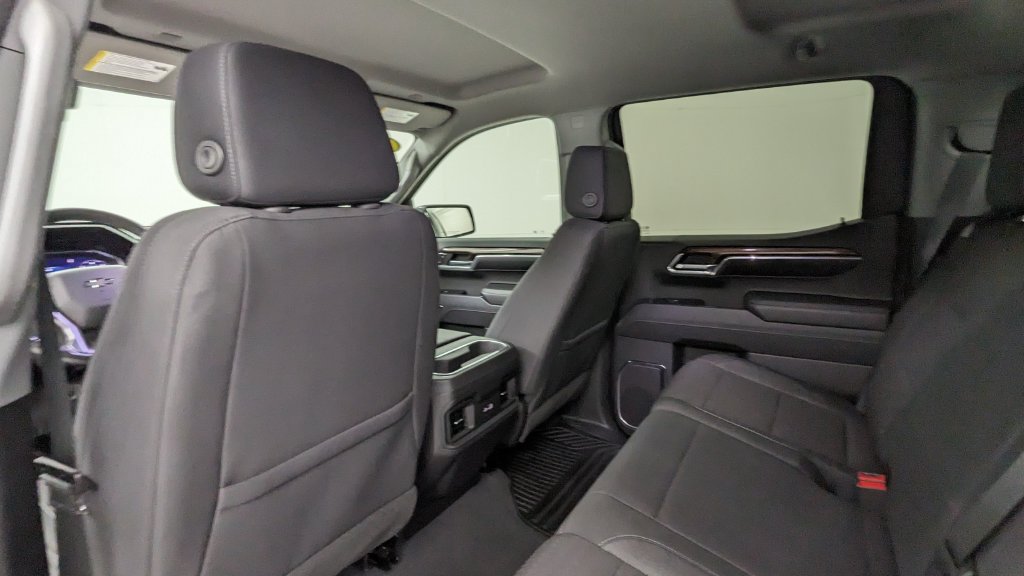 Used 2024 Chevrolet Silverado 1500 RST w/ Convenience Package II AWD/4WD image 33