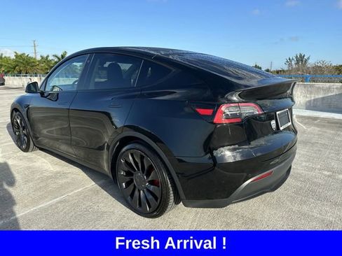 Used 2022 Tesla Model Y Performance image 32