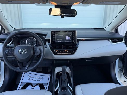 Used 2020 Toyota Corolla LE w/ Carpet Mat Package (TMS) image 19