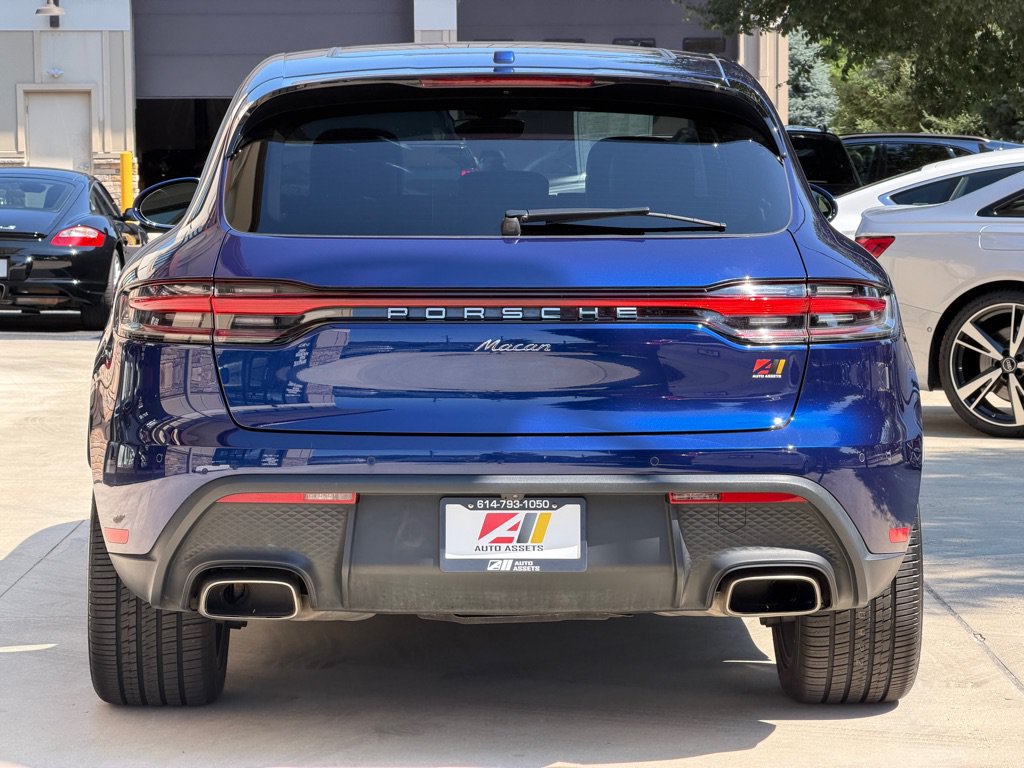 Used 2022 Porsche Macan AWD/4WD image 6