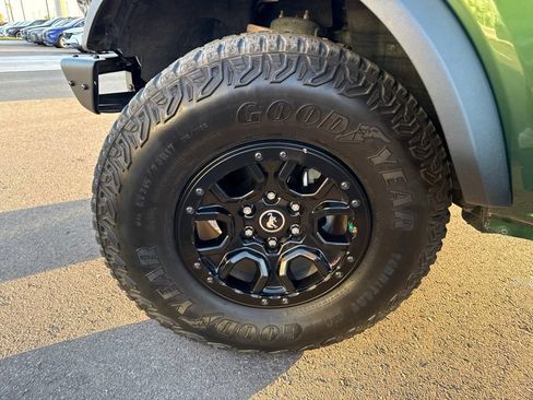 Used 2024 Ford Bronco Wildtrak AWD/4WD image 25