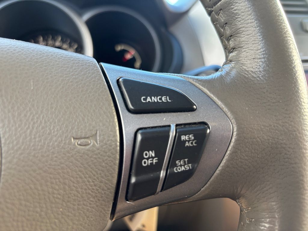 Used 2012 Suzuki Grand Vitara Limited AWD/4WD image 26