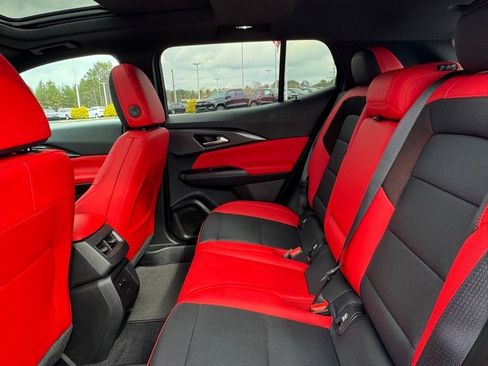 New 2026 Chevrolet Equinox EV RS image 8