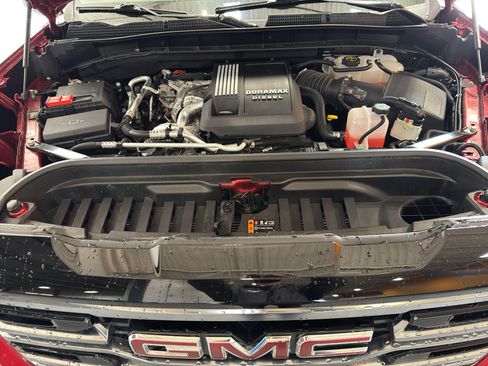 Used 2025 GMC Sierra 1500 AT4 w/ Technology Package AWD/4WD image 43