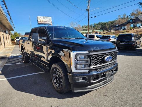 Used 2023 Ford F250 XL w/ STX Appearance Package image 7