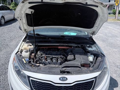 Used 2012 Kia Optima Hybrid w/ Hybrid Convenience Pkg FWD image 9