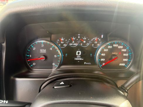 Used 2019 Chevrolet Suburban Premier w/ RST 6.2L Performance Edition image 19